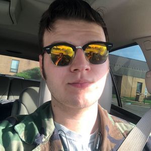 Meet your Posher, Kyle